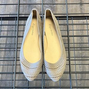 Zigi Soho Women's Taupe Perforated Flats